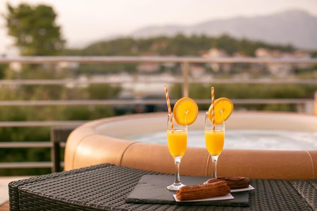 Villa Kora - Luxury Holiday Apartments ルンバルダ エクステリア 写真