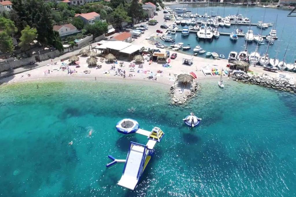 Villa Kora - Luxury Holiday Apartments ルンバルダ エクステリア 写真