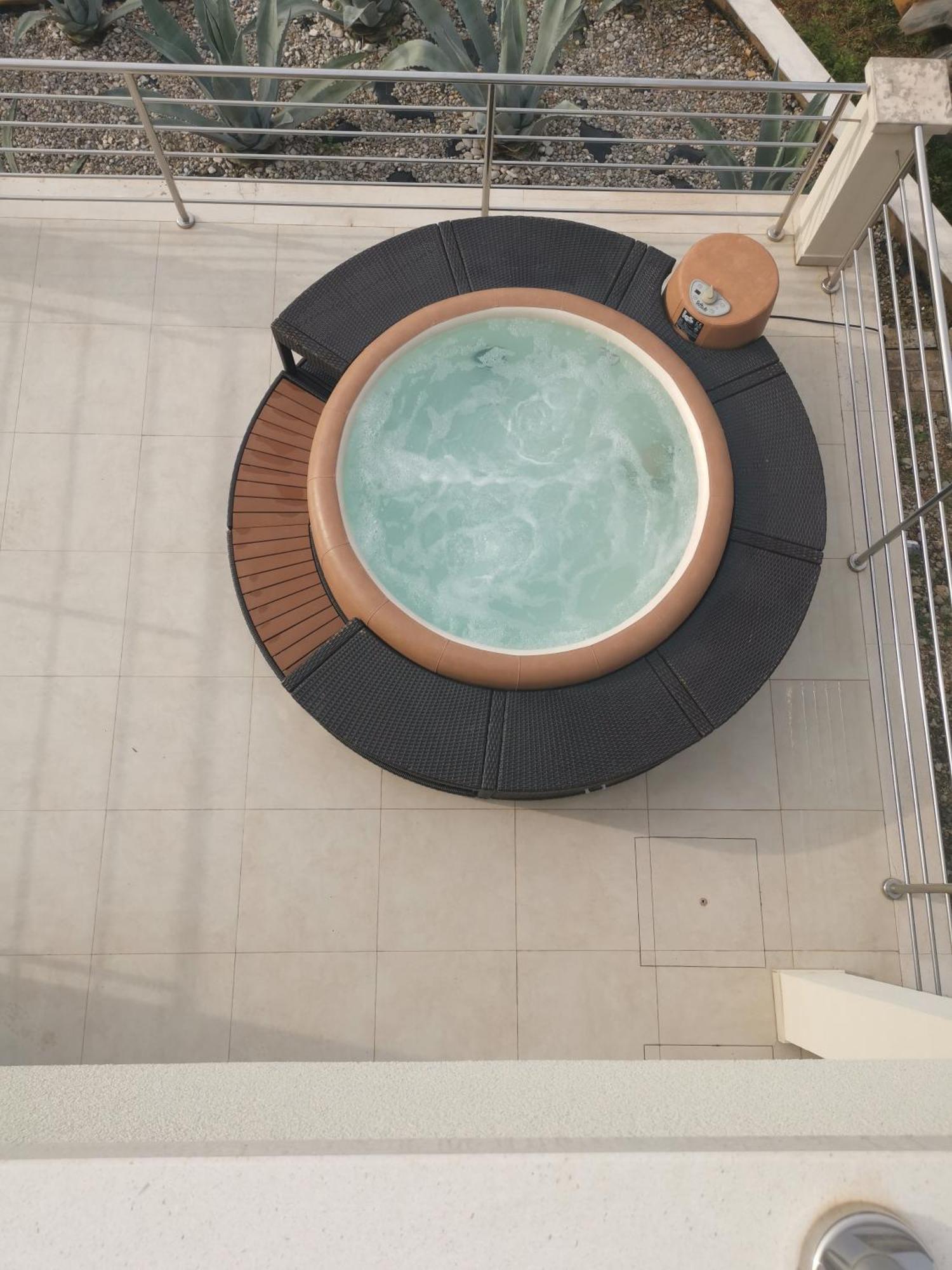 Villa Kora - Luxury Holiday Apartments ルンバルダ エクステリア 写真